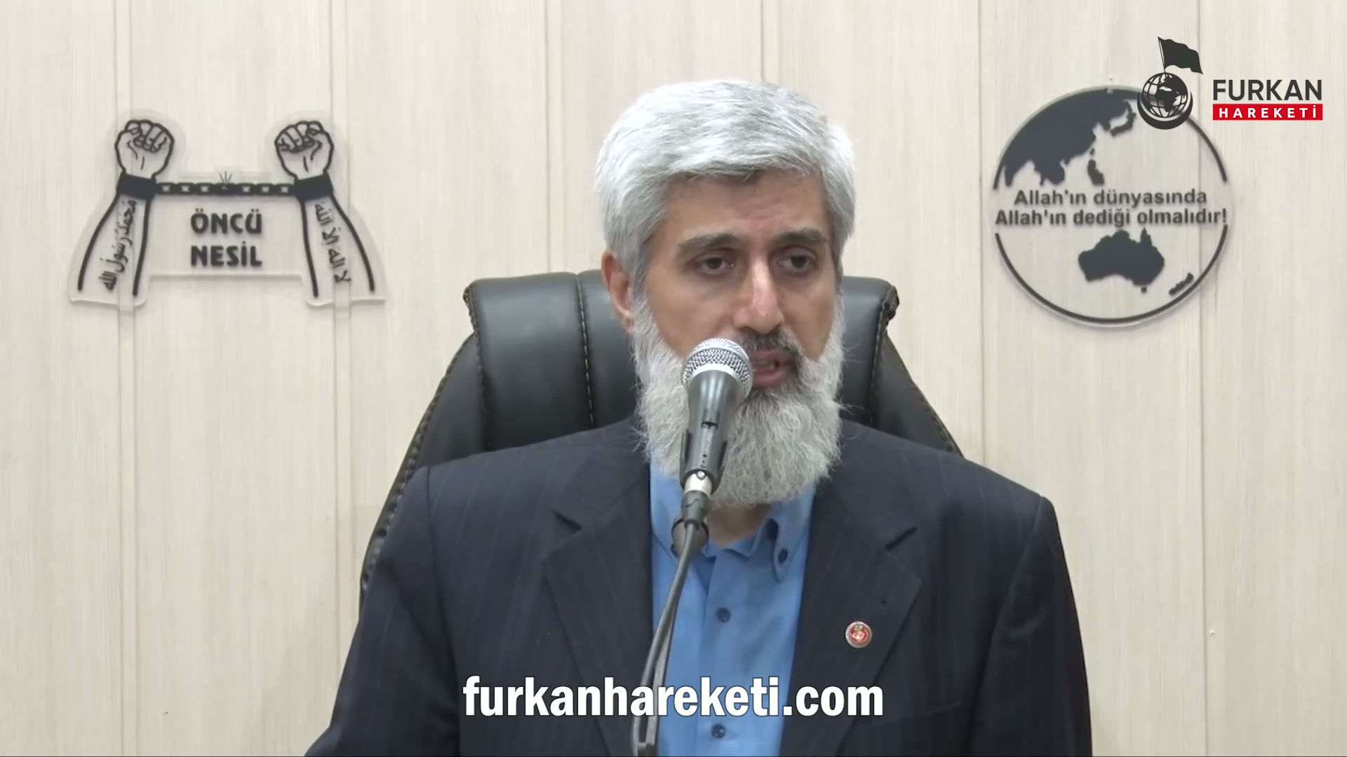 Aile ve Akrabalar arasında mahremiyet nasıl korunur bayan ve erkekler misafirlikte kesinlikle farklı odalarda mı oturmalı, kocamın; annesi, babası ve erkek kardeşleri eşleriyle geldiğinde aynı odada biraz mesafeli oturabilir miyiz?