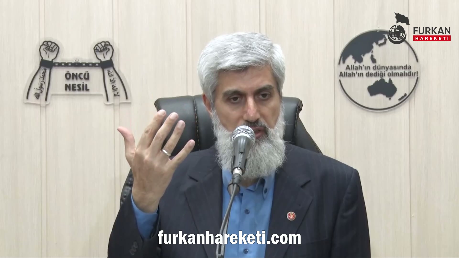 Başörtüsü problemi çözülmeden önce Türkiye'de sadece tesettürlüler ve tesettürsüzler vardı başörtüsü problemi çözüldükten sonra örtü modası ve giyinik çıplaklar ortaya çıktı bu konuyu nasıl değerlendiriyorsunuz?