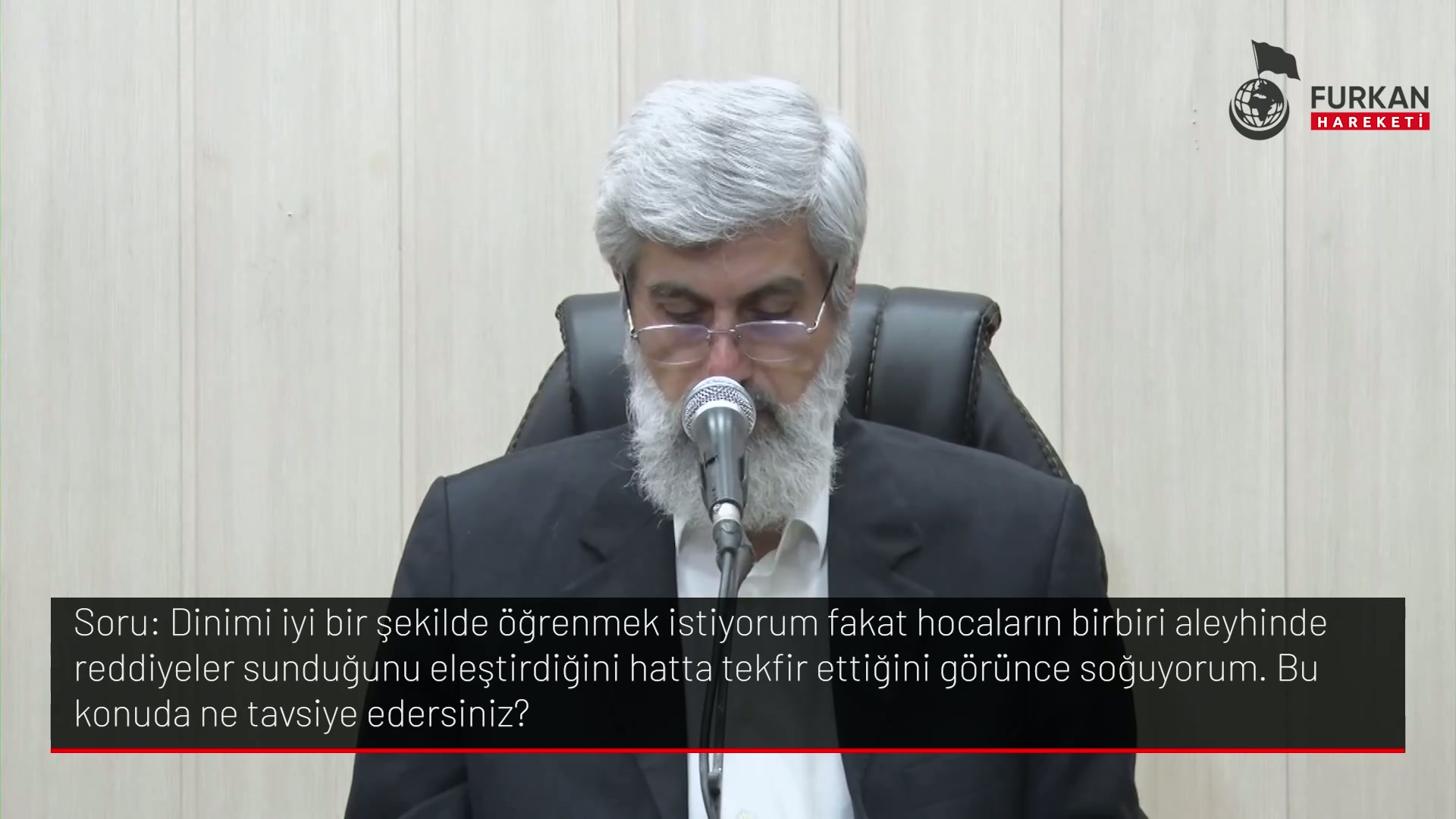 Dinimi iyi bir şekilde öğrenmek istiyorum fakat hocaların birbiri aleyhinde reddiyeler sunduğunu eleştirdiğini hatta tekfir ettiğini görünce soğuyorum. Bu konuda ne tavsiye edersiniz?