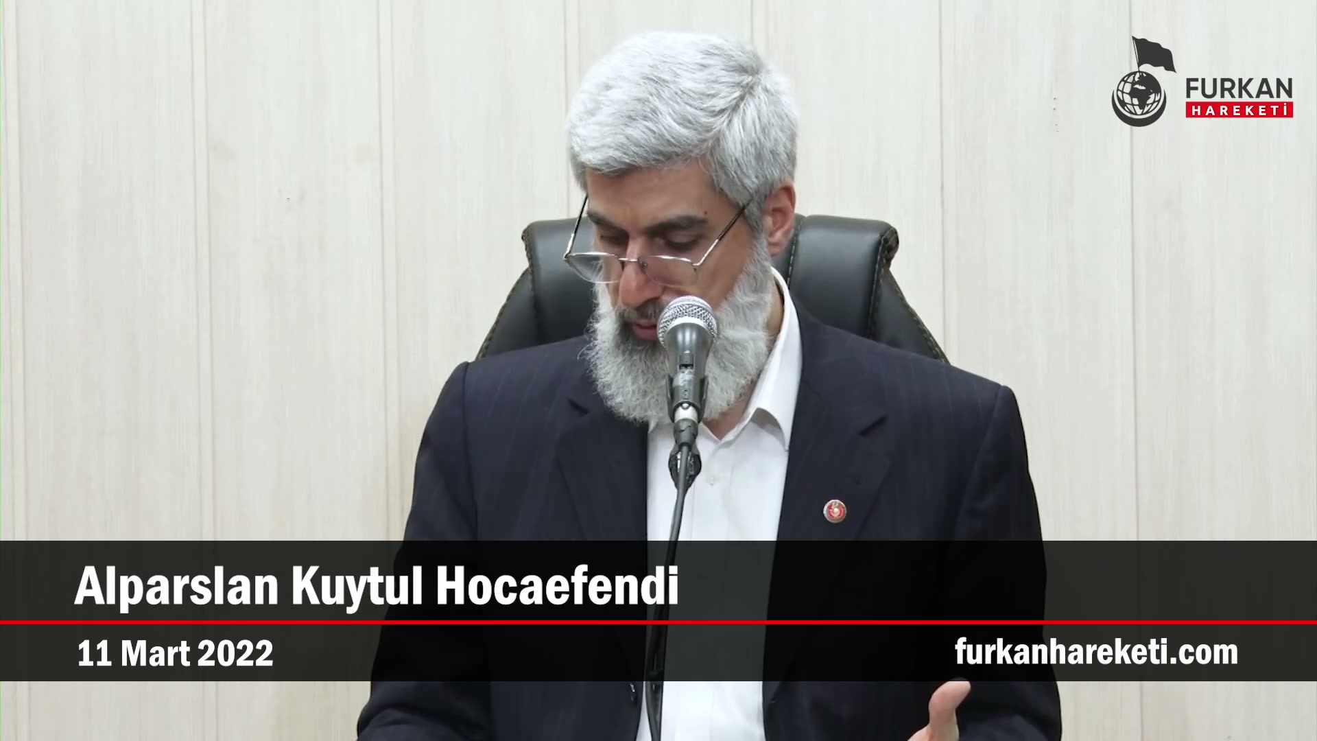 AKP Genel Başkan Yardımcısı Mehmet Özhasekinin: "Yarının Türkiye'si için süslü bir kelam olarak söyledikleri güçlendirilmiş sistem, eski Türkiye'ye dönme arzusudur. Bu sistem kriz ve kaos demektir. Şimdi çok şükür işin başında işin ehli bir Cumhurbaşkanımız var, Bakanlar Kurulumuz var. Bu düzen tıkır tikır işliyor hamdolsun. İfadelerini şaşkınlıkla izledik. Siz bu konuda ne düşünüyorsunuz?