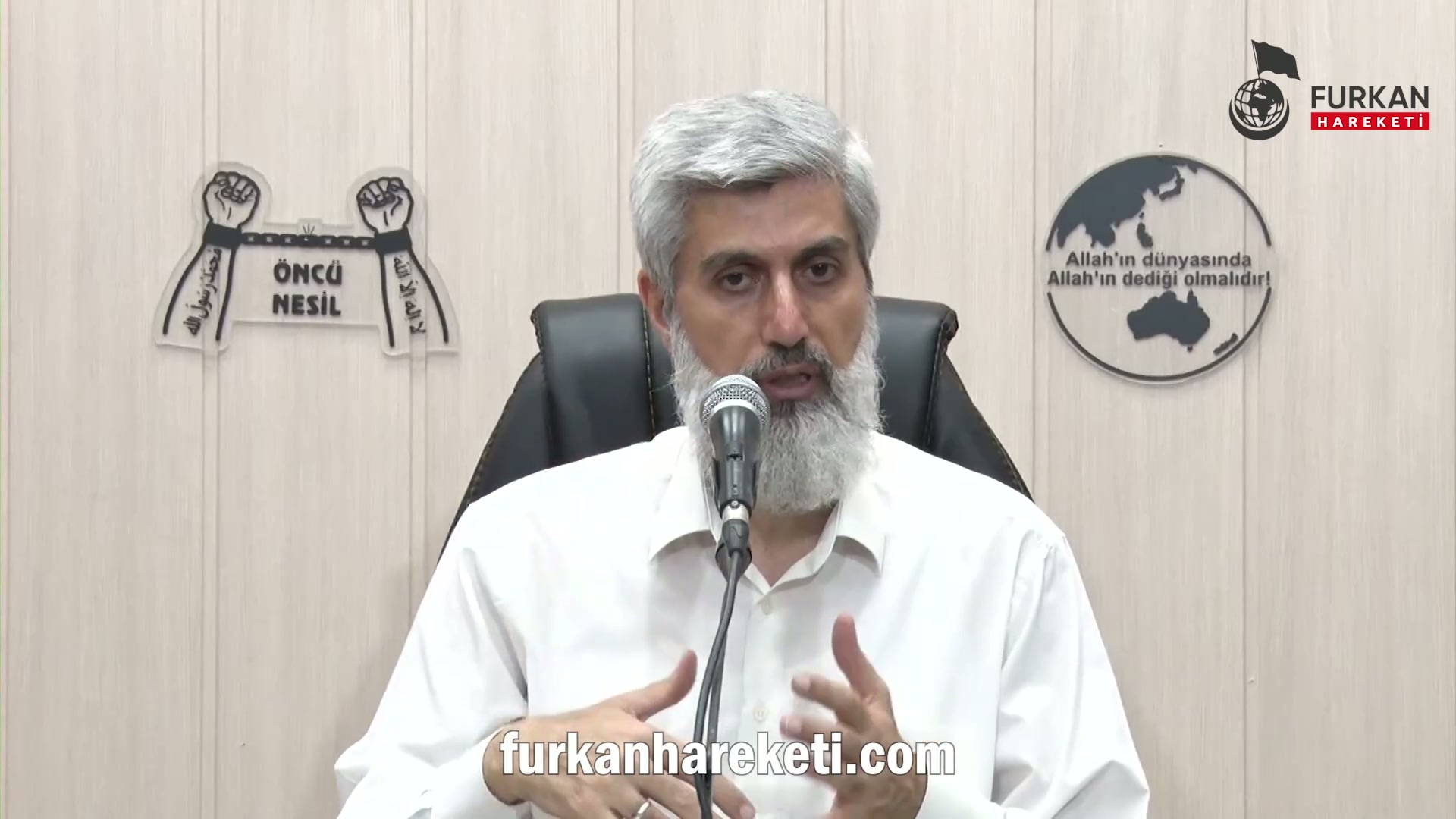 Daha önce 6 Eylül'den sonra okul, işyeri gibi bazı alanlarda aşı ve PCR testi yapma zorunluğu getirileceği yetkililerce ifade edilmişti. Şu an gelinen noktada 6 Eylül itibariyle bu zorunluluğun yürürlüğe girdiği bakanlık tarafından açıklandı. Gerek okullarda öğretmen olanlar, gerekse işyerlerinde aşı ve PCR testi olmak istemeyen işçilerin buna zorlandıkları haberlerini duyuyoruz. Bu zorunluluk hakkında ne söylemek istersiniz?