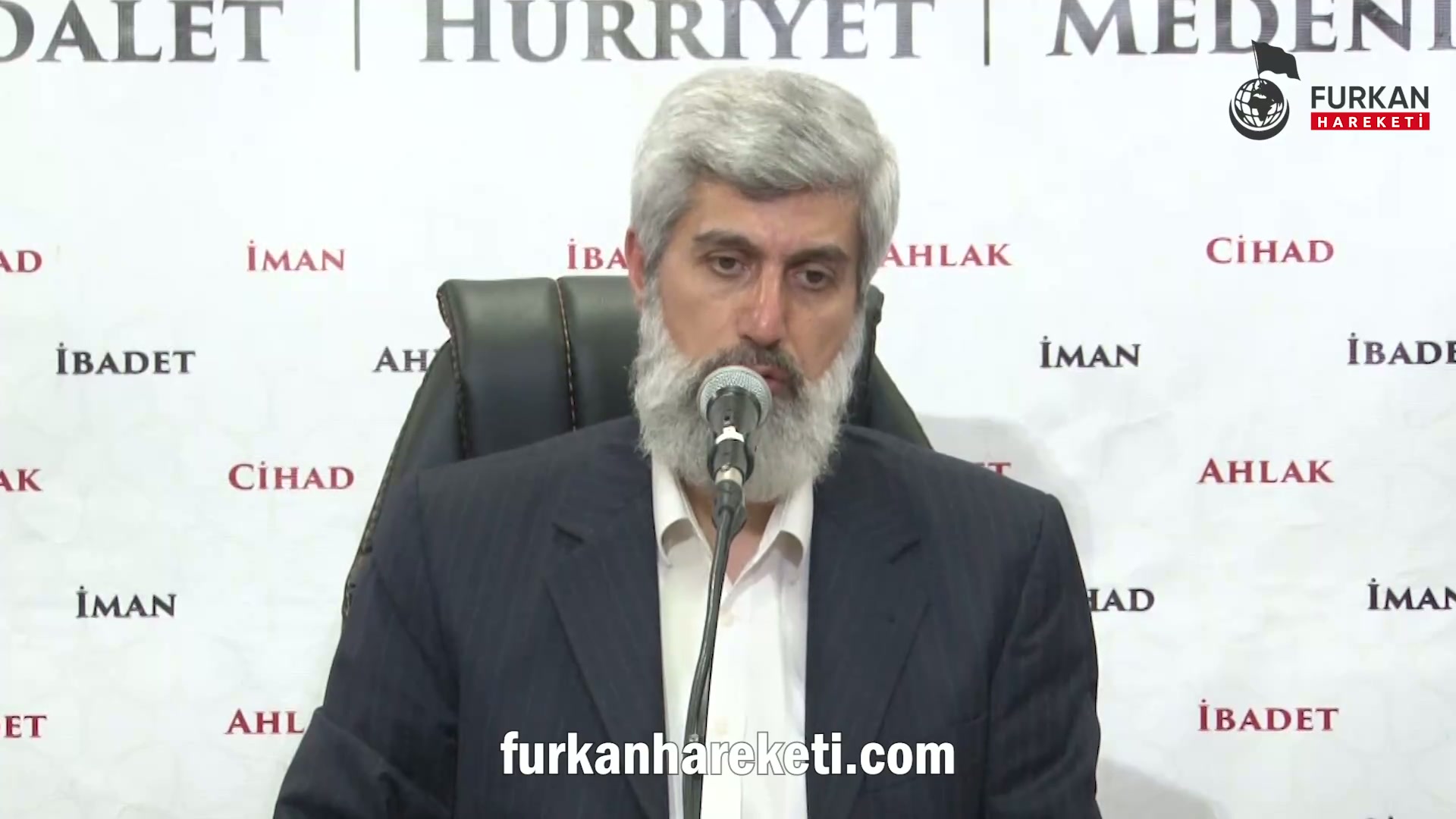 Diyanet işleri Başkanı Ali Erbaş'ın 1 hafta önce katıldığı bir canlı yayında sigaranın kesin ve kati olarak haram olduğunu söylemesini nasıl değerlendiriyorsunuz?
