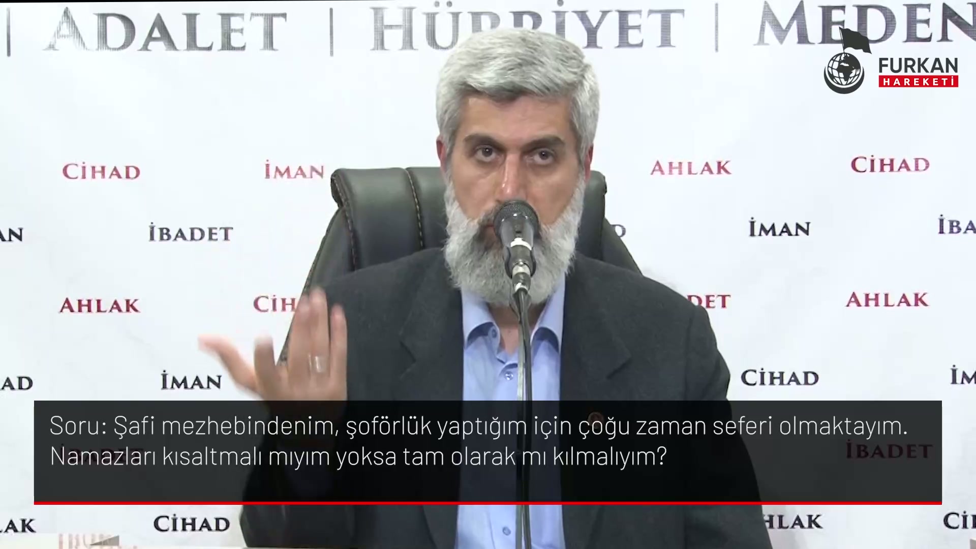 Şafi mezhebindenim, şoförlük yaptığım için çoğu zaman seferi olmaktayım. Namazları kısaltmalı mıyım yoksa tam olarak mı kılmalıyım?
